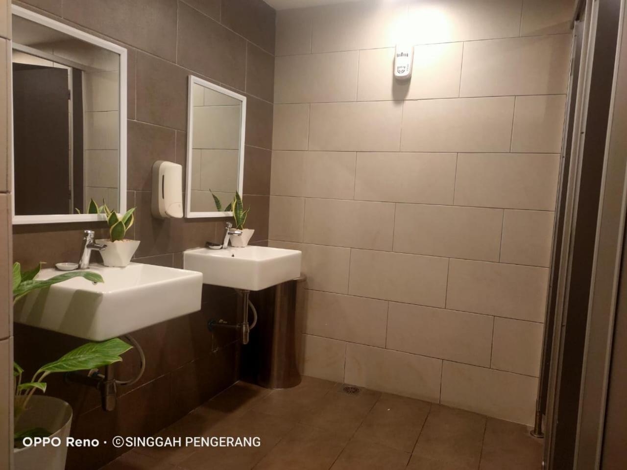 Singgah Pengerang Hotel Eksteriør billede